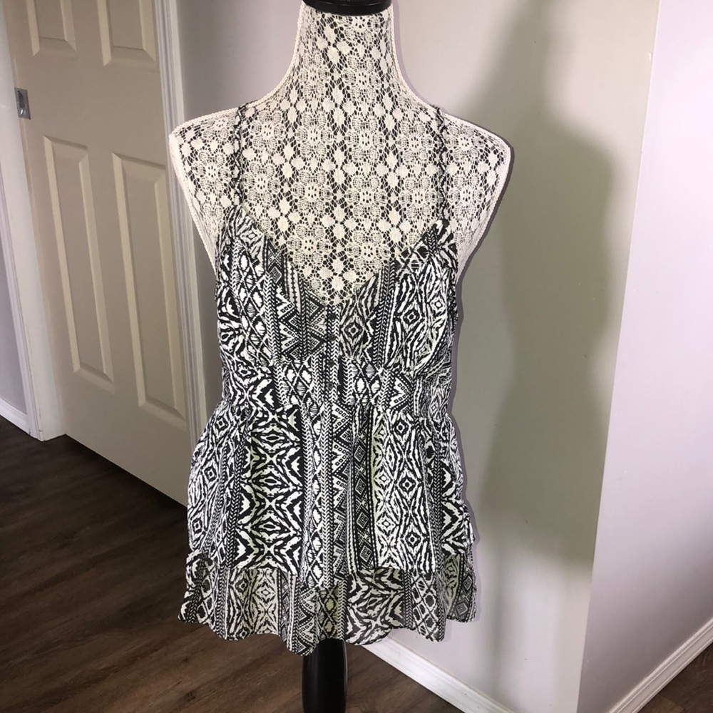 American Eagle top